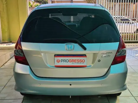 FIT - 1.4 LXL 8V 4P AUTOMÁTICO