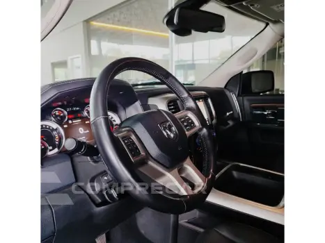 CLASSIC 5.7 V8 GASOLINA LARAMIE NIGHT EDITION CD 4X4 AUTOMÁT