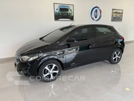 Onix Hatch 1.4 4P FLEX LTZ AUTOMÁTICO