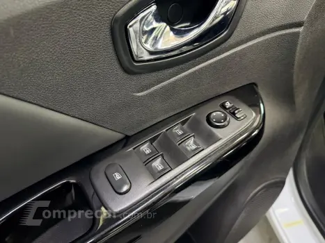 CAPTUR 2.0 16V Intense