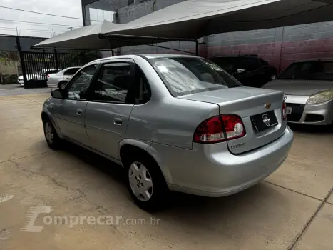 Classic Sedan 1.0 4P VHCE FLEX LS