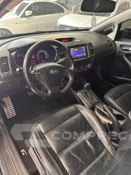 CERATO 1.6 E.213 Sedan 16V