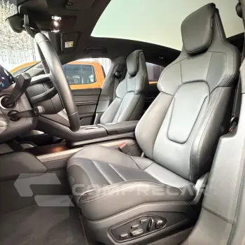 TAYCAN Turbo S