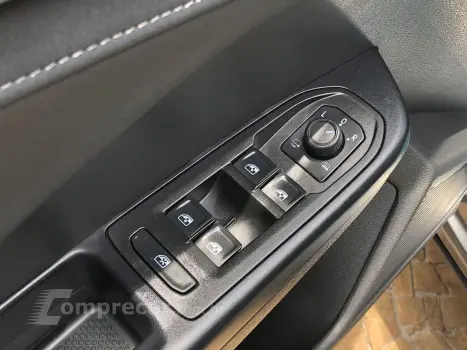 Taos 1.4 250 Tsi Total Flex Highline Automático