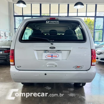 F-250 Tropivan/Tropi. Plus 3.9 TB Diesel 09 LUGARES