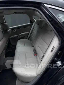 AZERA 3.3 MPFI GLS Sedan V6 24V