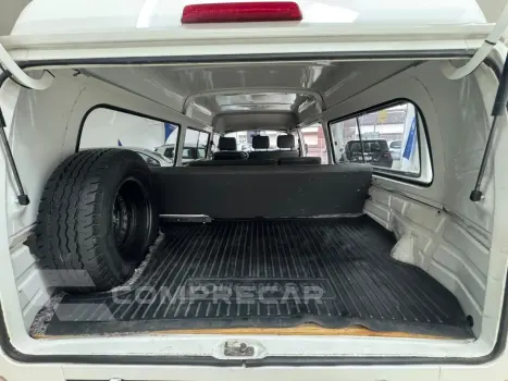 KOMBI 1.4 MI STD LOTAÇÃO 8V FLEX 3P MANUAL