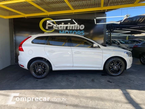 XC60 2.0 4P DYNAMIC T5 TURBO AUTOMÁTICO