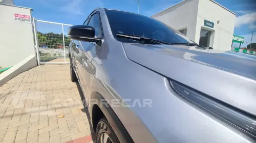 TORO 2.0 16V Turbo Volcano 4WD AT9