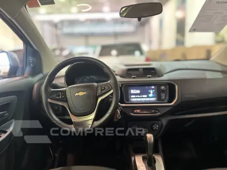 SPIN 1.8 LT 8V FLEX 4P AUTOMÁTICO