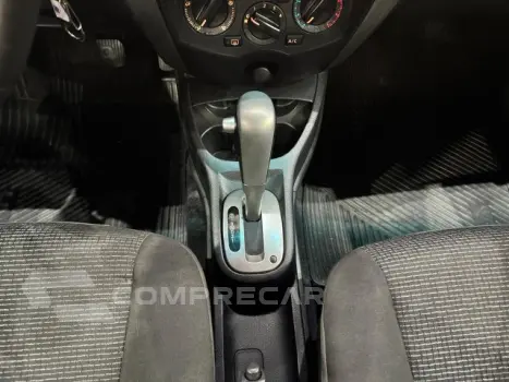 LIVINA - 1.8 S 16V 4P AUTOMÁTICO