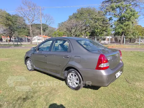 ETIOS 1.5 XLS Sedan 16V