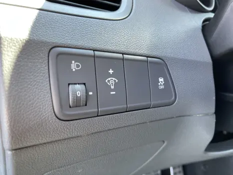 ELANTRA 1.8 GLS 16V GASOLINA 4P AUTOMÁTICO