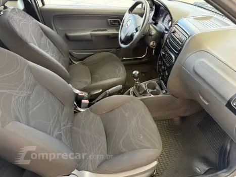 Strada Working HARD 1.4 Fire Flex 8V CD