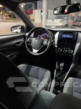 YARIS 1.3 16V XL Plus Tech