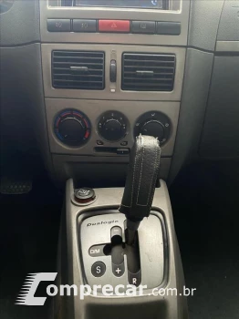 PALIO 1.8 MPI ADVENTURE LOCKER WEEKEND 16V FLEX 4