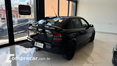 ASTRA 2.0 MPFI Elegance 8V