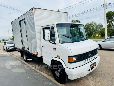 709 Modelo sem Versão