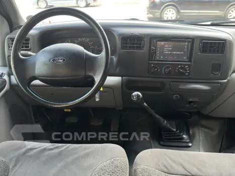 F-250 4.2 XLT 4X2 CD TURBO INTERCOOLER DIESEL 4P MANUAL