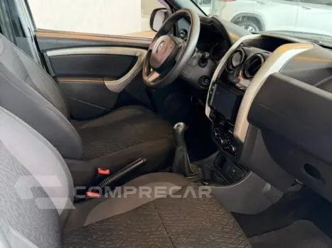 DUSTER OROCH - 1.6 16V SCE EXPRESS MANUAL