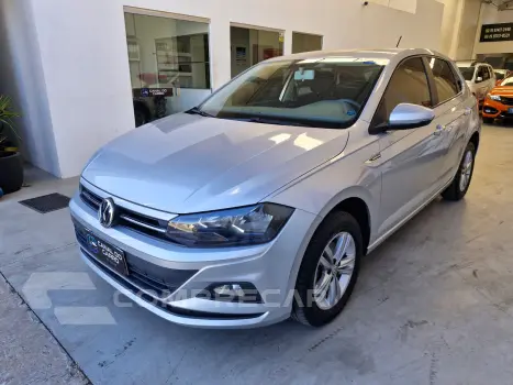 Volkswagen GOLF 1.0 200 TSI Comfortline 3 portas