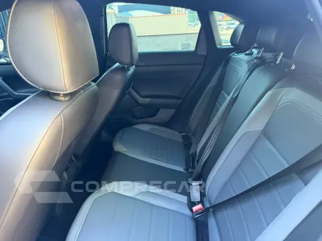 Nivus Highline 1.0 200 TSI Flex Aut.