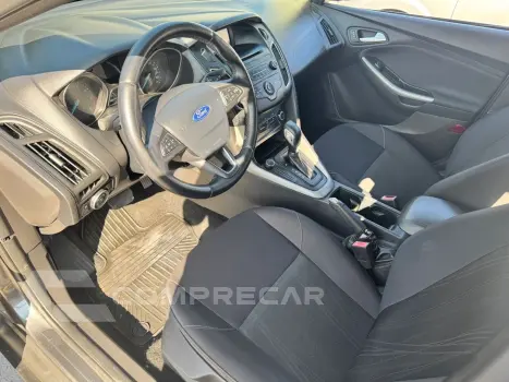 FOCUS 2.0 SE FASTBACK 16V FLEX 4P POWERSHIFT