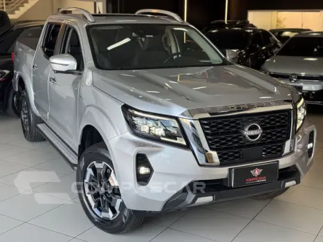 NISSAN Frontier 2.3 16V PLATINUM CABINE DUPLA 4X4 BI-TURBO DIESEL A 5 portas