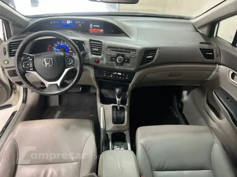 Civic 1.8 16V 4P FLEX LXS AUTOMÁTICO
