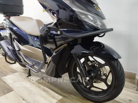 PCX 160 DLX