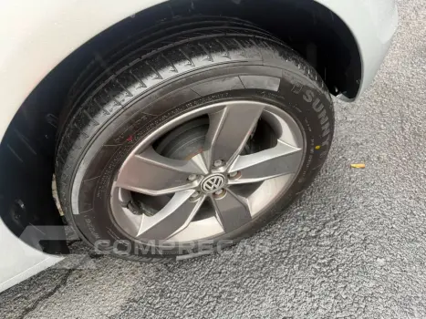 Fox RUN 1.6 Flex 8V 5p