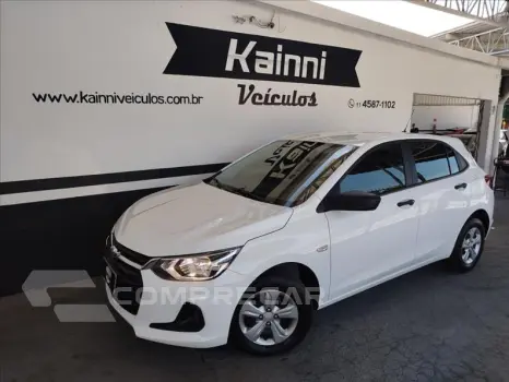 CHEVROLET ONIX 1.0 LT 4 portas