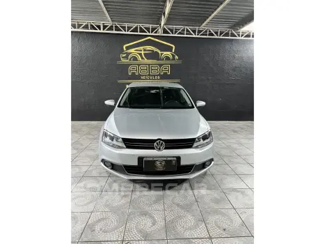 JETTA 2.0 TSI HIGHLINE 200CV GASOLINA 4P TIPTRONIC