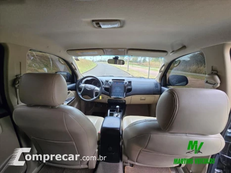 HILUX SW4 2.7 SR 4X2 16V