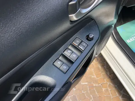 Yaris 1.5 16V Flex Sedan Xl Manual