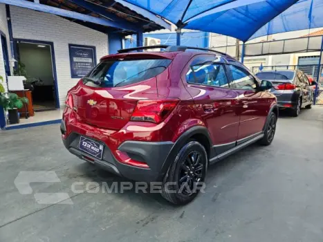ONIX - 1.4 MPFI ACTIV 8V 4P AUTOMÁTICO