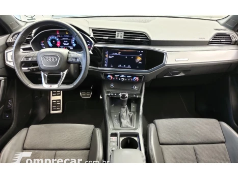 Q3 2.0 40 TFSI GASOLINA PERFORMANCE BLACK QUATTRO TIPTRONIC