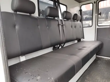 Delivery 6.170 (carroceria + Cabine Suplementar)