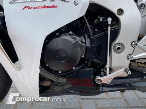 CBR 1000 RR FIREBLADE