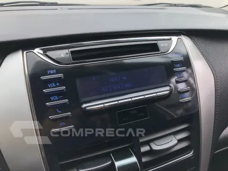 Yaris 1.5 16V Flex Sedan Xl Multidrive