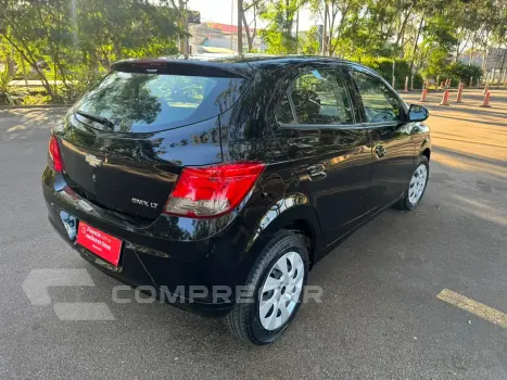 Onix 1.4 LT