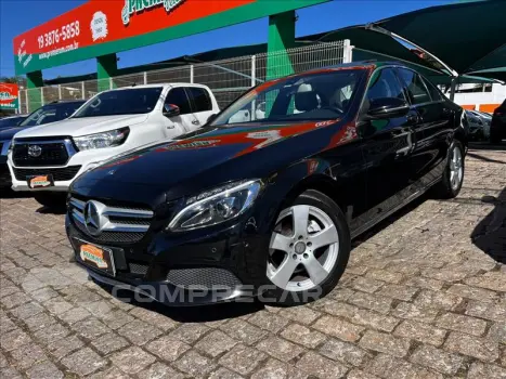 Mercedes-Benz C 200 2.0 CGI Avantgarde 16V 4 portas