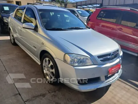 CHEVROLET ASTRA HATCH - 2.0 MPFI ADVANTAGE 8V 4P MANUAL 4 portas