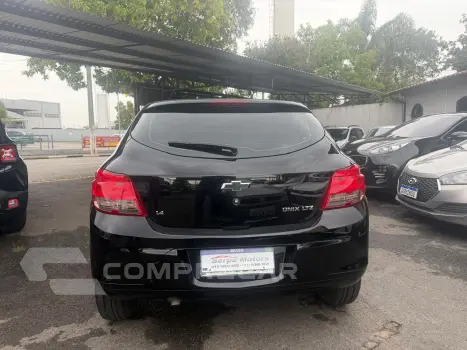Onix Hatch 1.4 4P FLEX LTZ