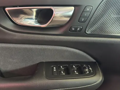 S60 2.0 T8 R-DESIGN HÍBRIDO 4P AUTOMÁTICO