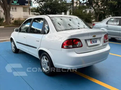 CLASSIC 1.0 MPFI LS 8V FLEX 4P MANUAL