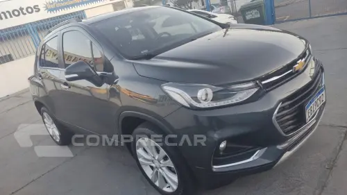 TRACKER PREMIER