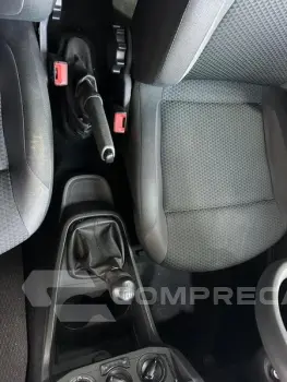 VOYAGE 1.0 12V MPI TOTALFLEX 4P MANUAL