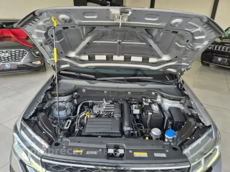 TAOS 1.4 250 TSI TOTAL FLEX HIGHLINE AUTOMÁTICO