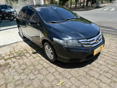 CITY 1.5 LX Sedan 16V